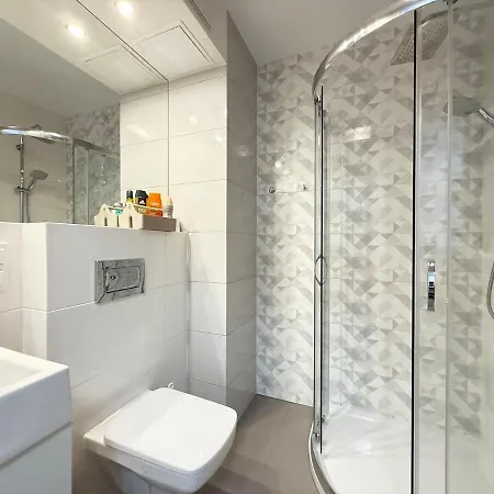 Superior Koko, 2 Rooms, 1 Bedroom, 3 Balcanies! Parking! Security And Recepcion 24h! * Warsaw