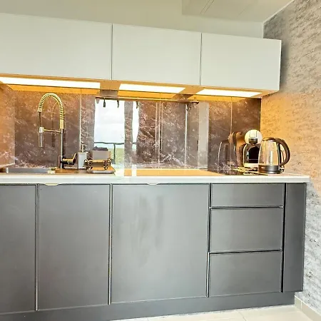 Superior Koko, 2 Rooms, 1 Bedroom, 3 Balcanies! Parking! Security And Recepcion 24h!